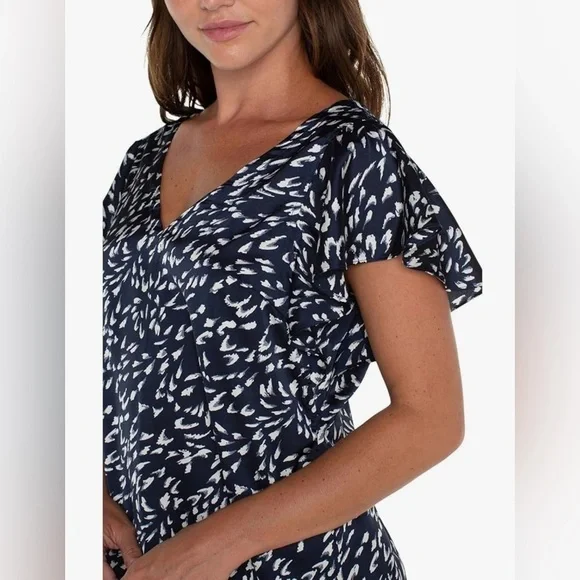 Liverpool Los Angeles Women’s Double V-Neck Flutter Sleeve Stretch Satin Top S - Picture 3 of 12